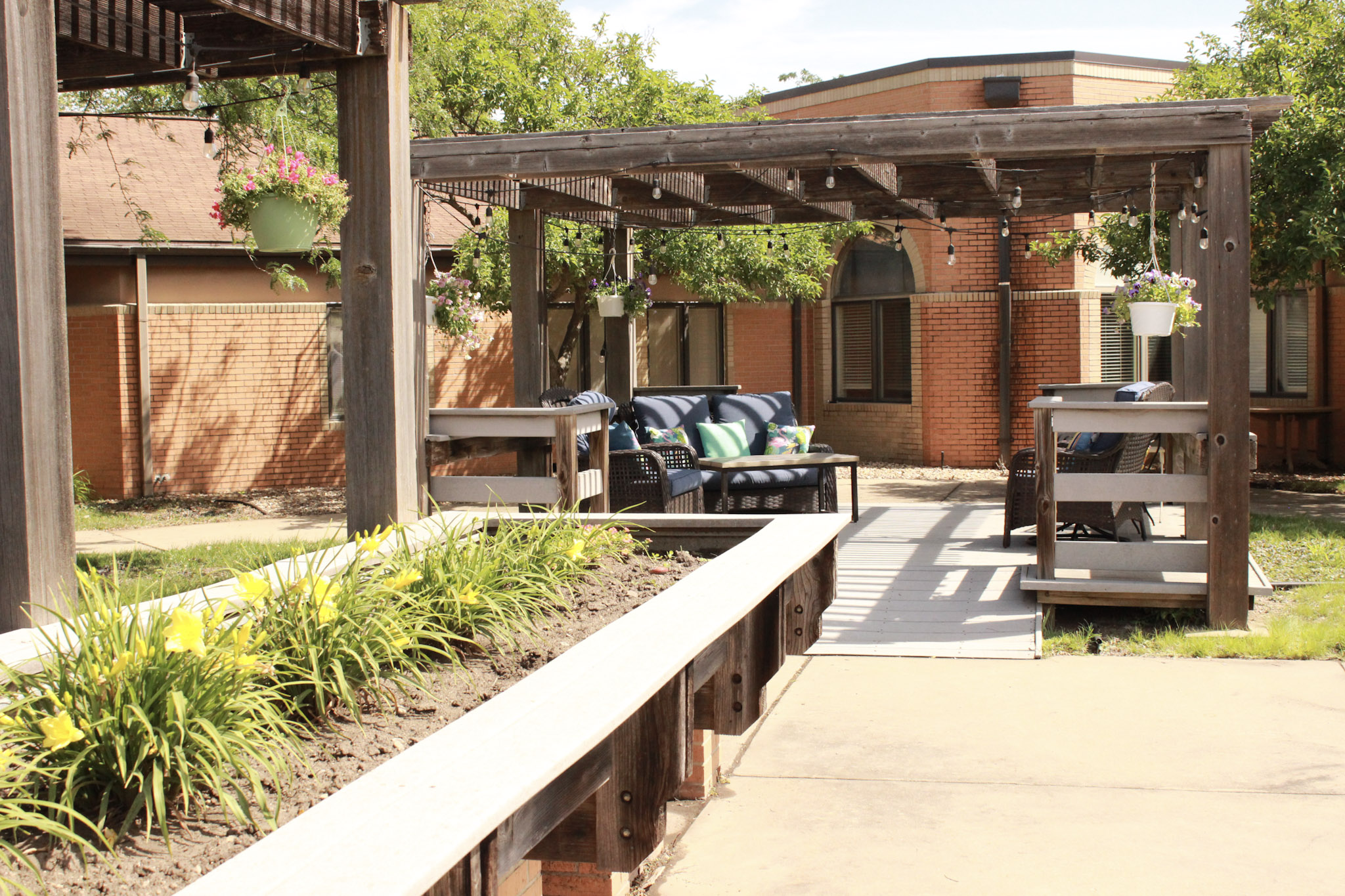 HC Pergola patio 2 TPM HC patio with pergola