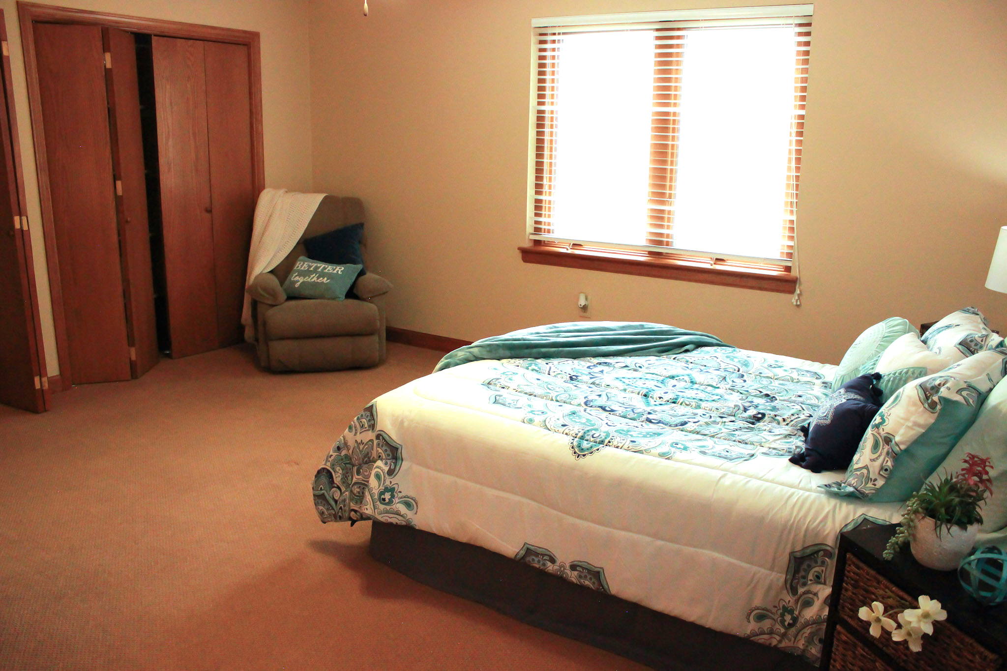 IL Bedroom – teal 2