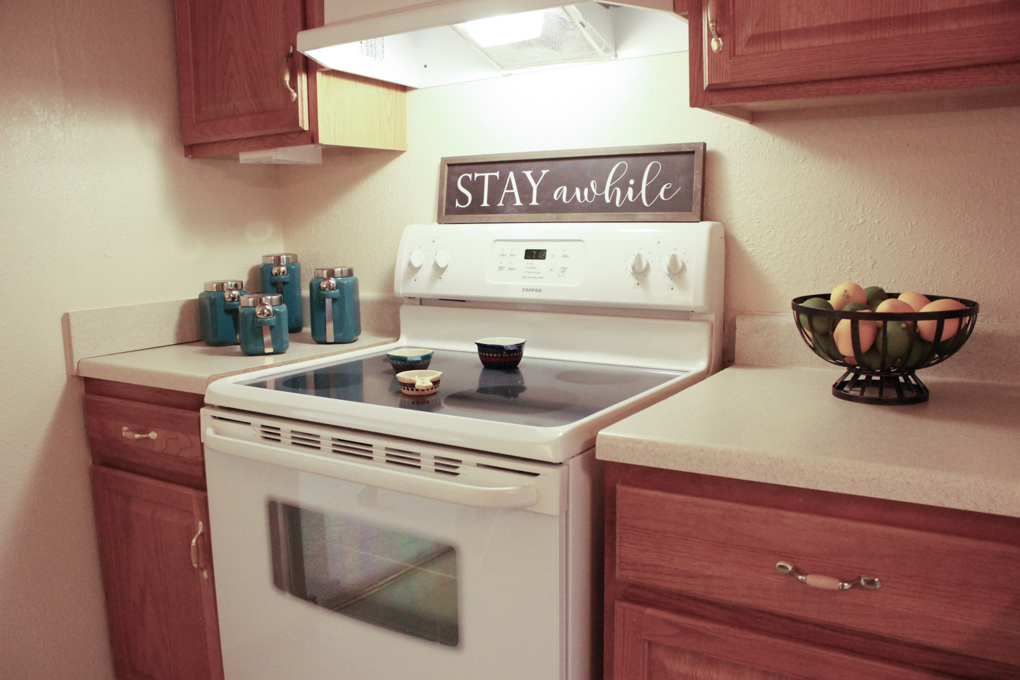 IL kitchen stove IL kitchen stove